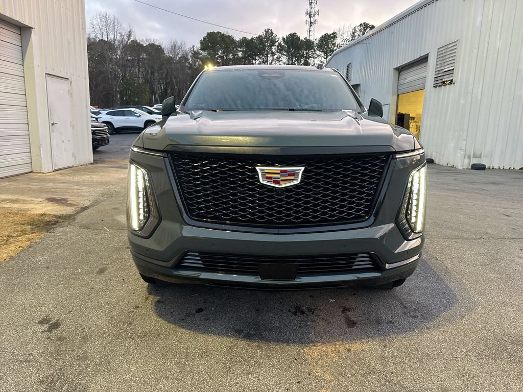 Used 2025 Cadillac Escalade Sport AWD/4WD image 10
