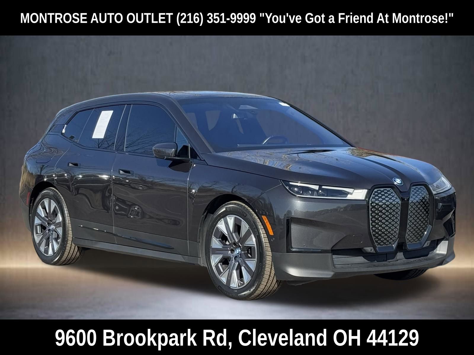 Used 2022 BMW iX xDrive50 w/ Convenience Package image 59