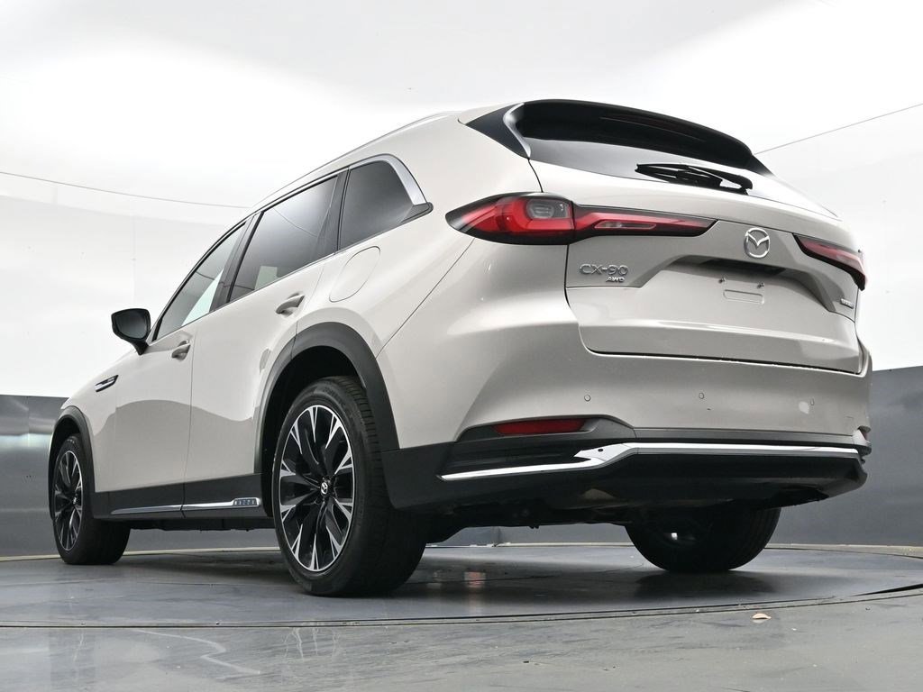 Used 2024 MAZDA CX-90 Plug-In Hybrid w/ Premium Plus AWD/4WD image 31