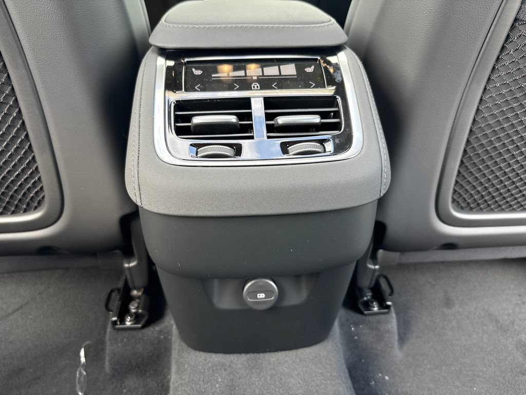 New 2026 Volvo XC90 B6 Plus AWD/4WD image 14
