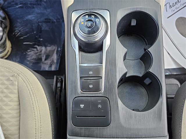 Used 2020 Ford Escape SE image 18