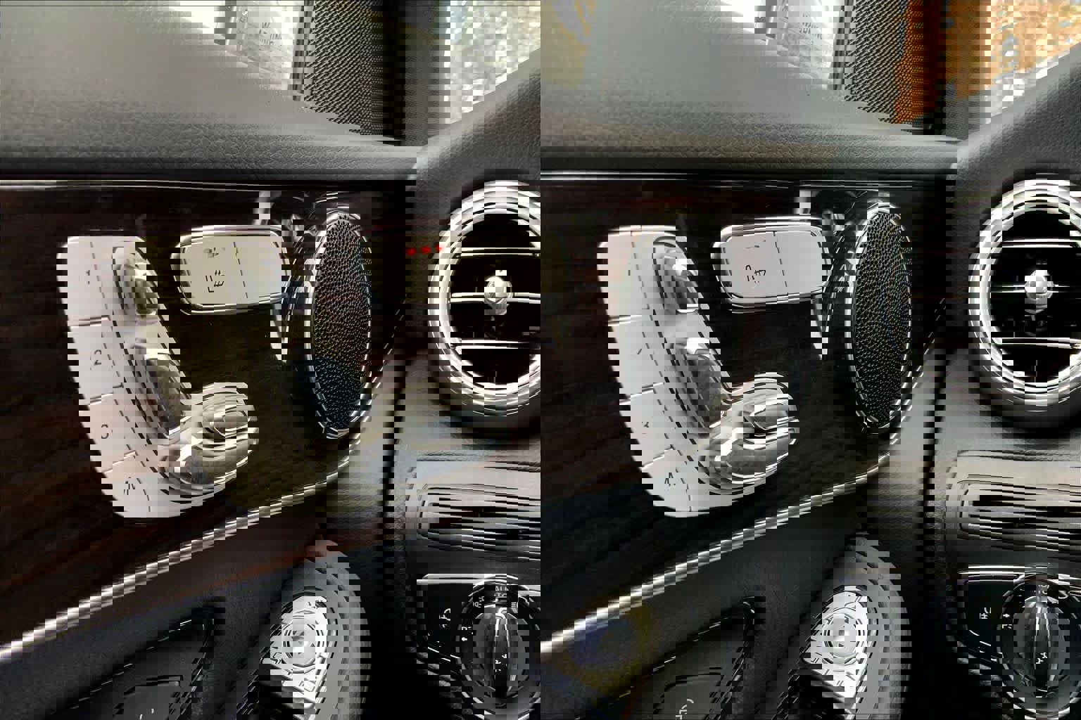 Certified 2020 Mercedes-Benz GLC 300 4MATIC image 34