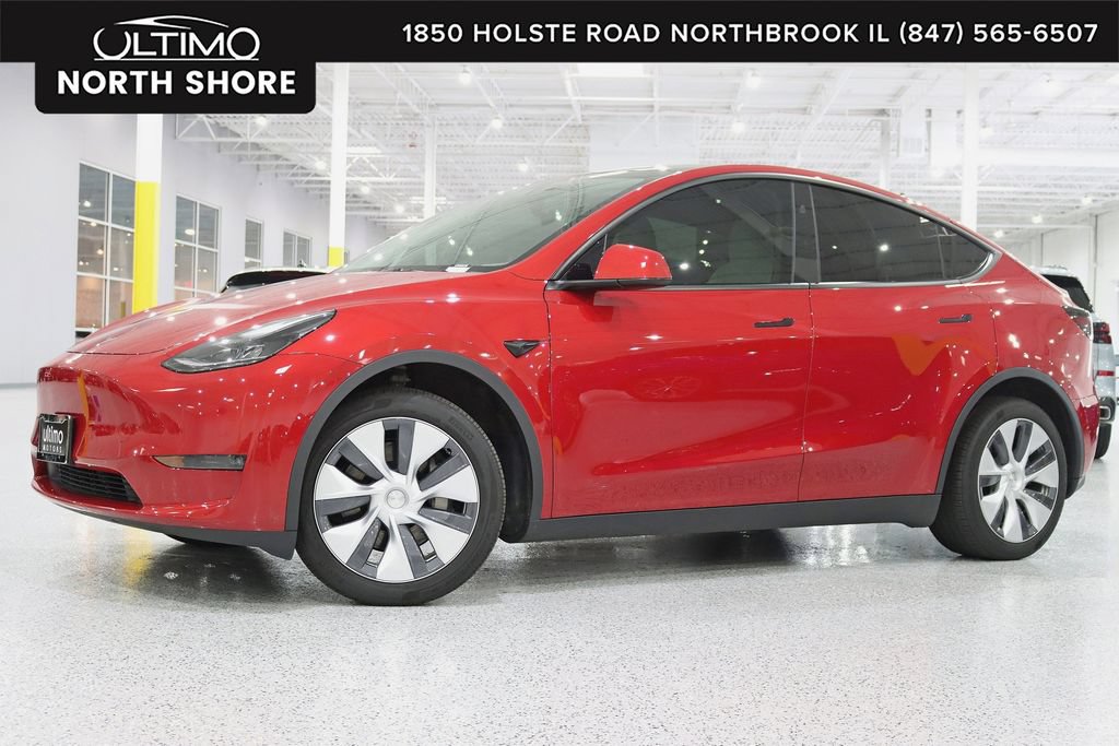 Used 2023 Tesla Model Y Long Range AWD/4WD image 1