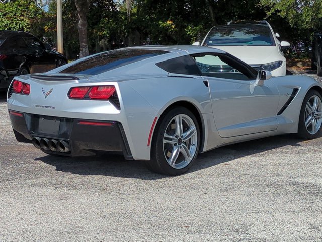 Used 2016 Chevrolet Corvette Stingray Coupe RWD image 5