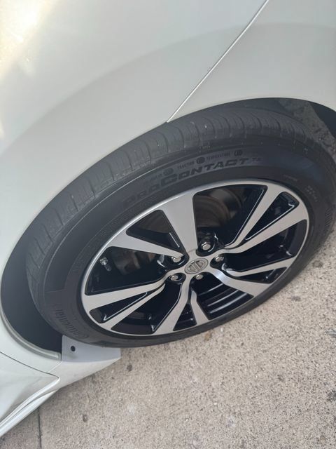 Used 2017 Nissan Maxima Platinum FWD image 26