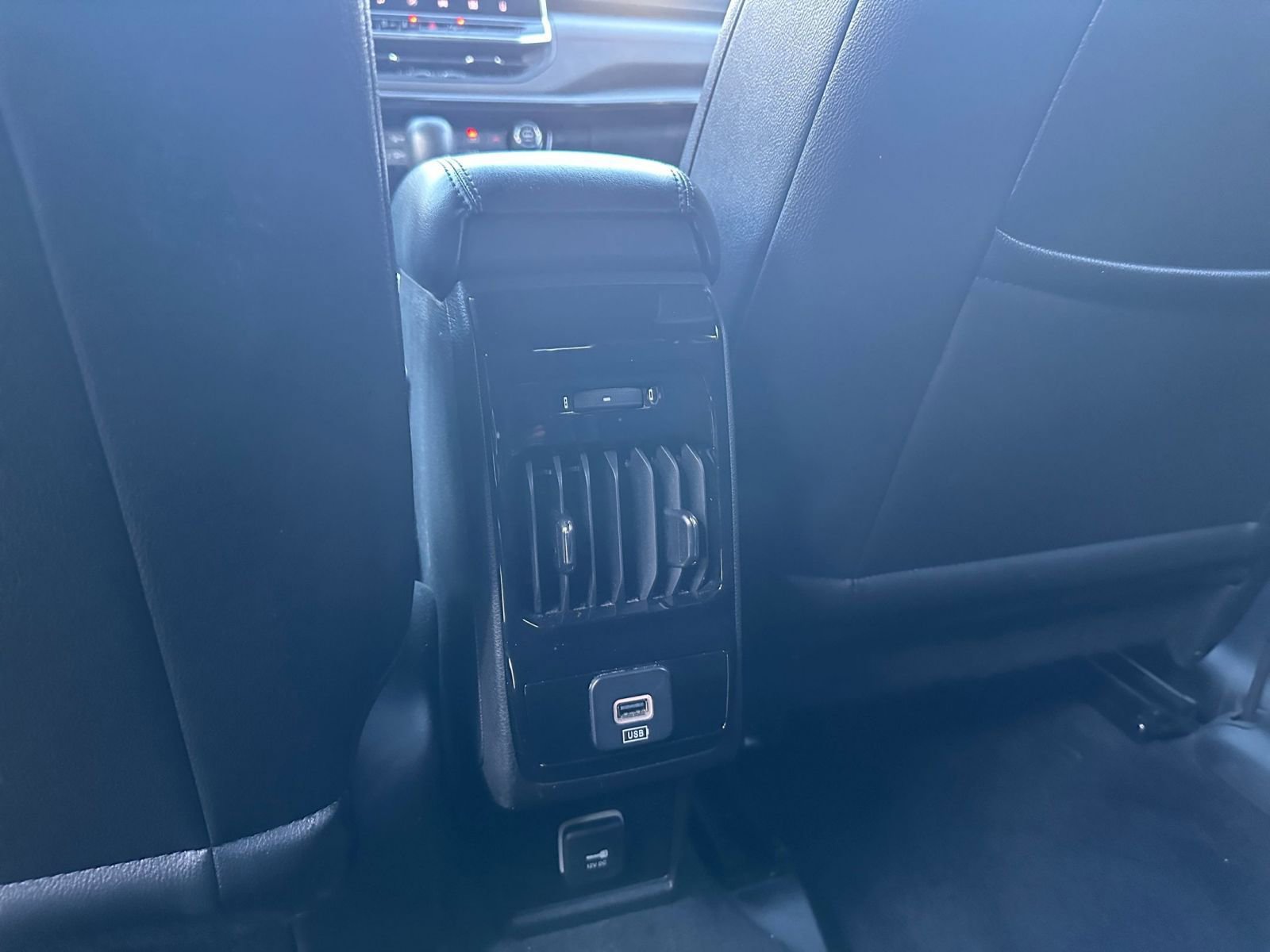 Used 2025 Jeep Compass Trailhawk AWD/4WD image 22