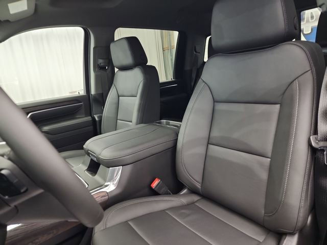 New 2026 GMC Sierra 2500 SLT image 30