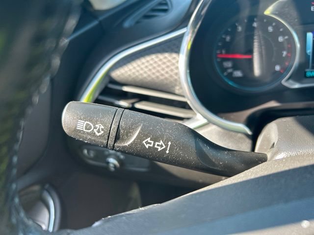Used 2018 Chevrolet Malibu LT FWD image 24