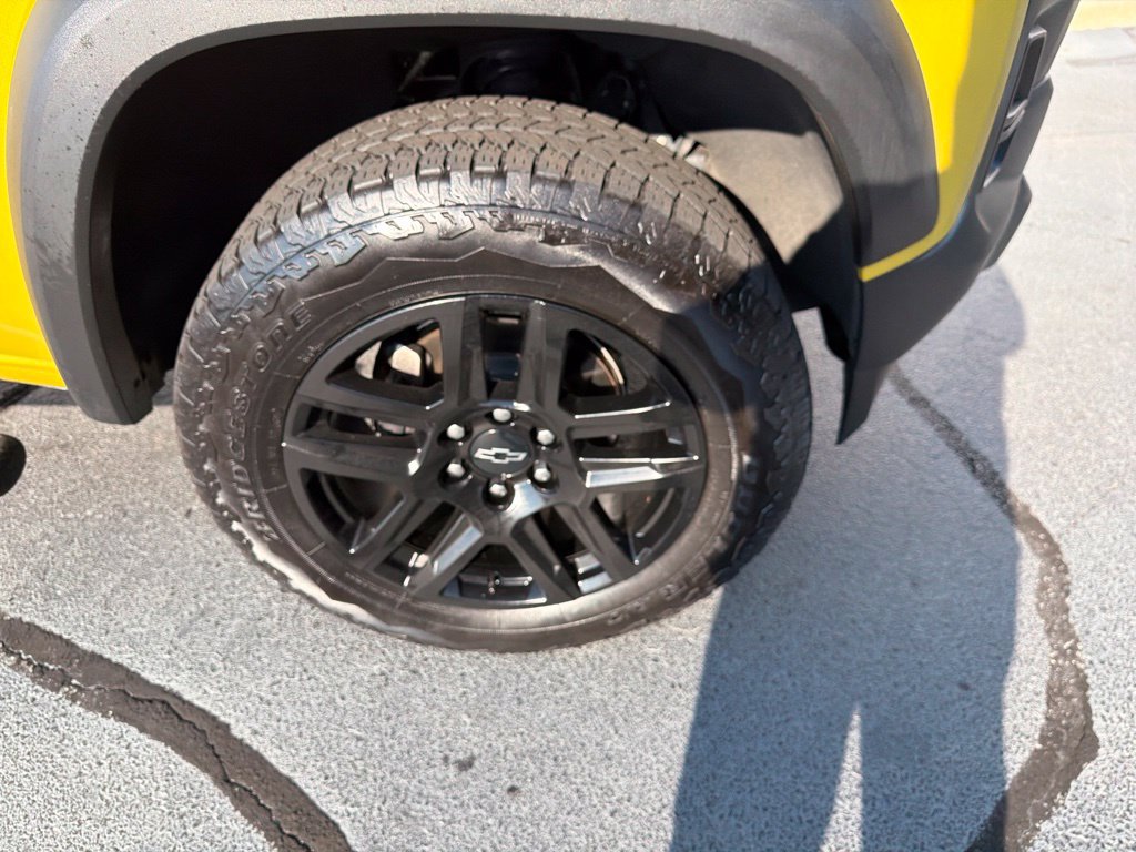 Used 2024 Chevrolet Colorado Trail Boss AWD/4WD image 20