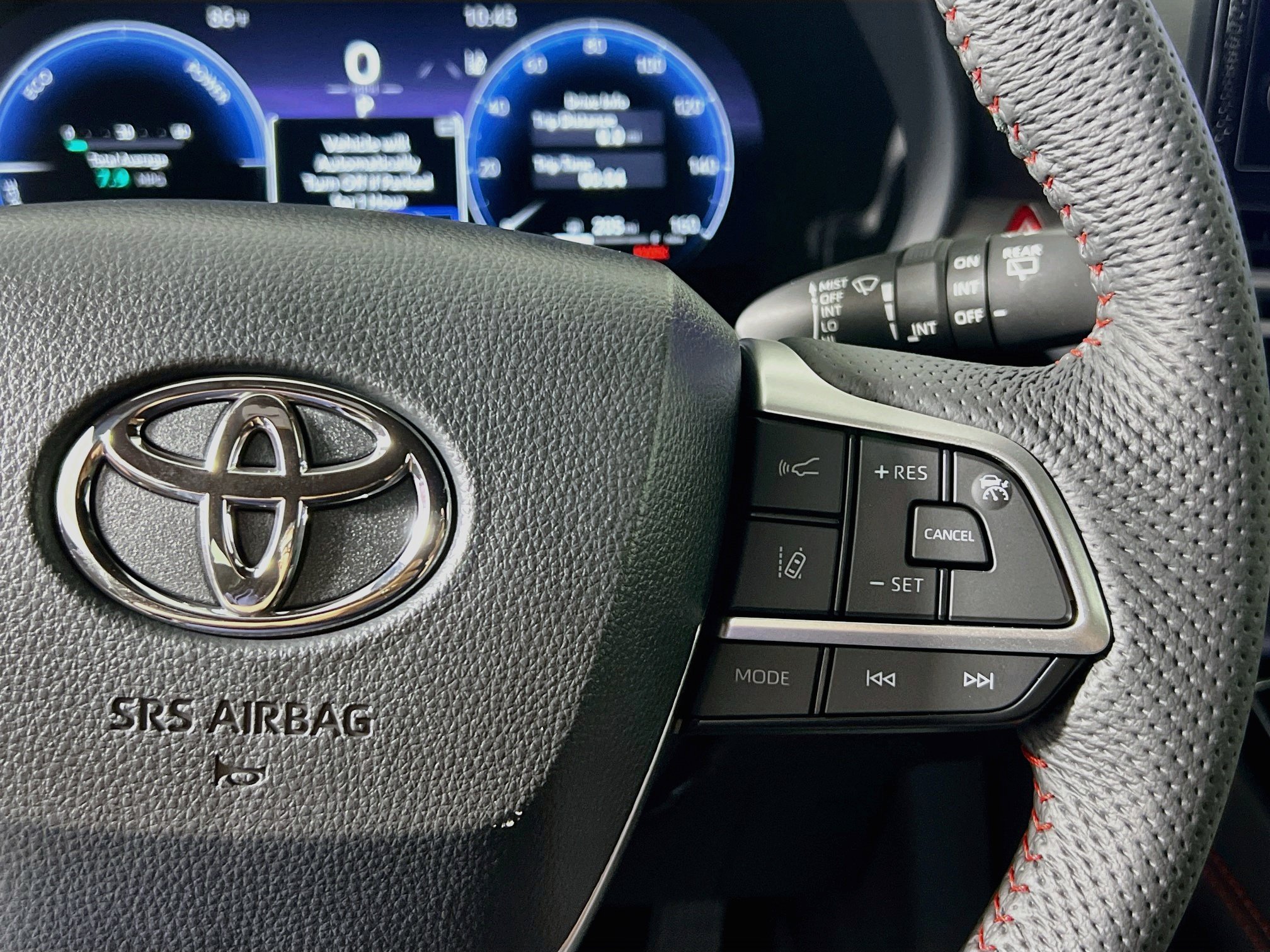 New 2026 Toyota Sienna XSE FWD image 19