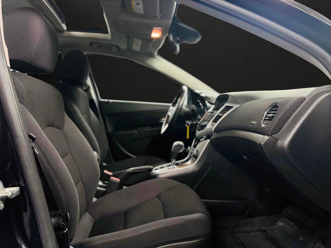 Used 2013 Chevrolet Cruze LT w/ All-Star Edition image 14