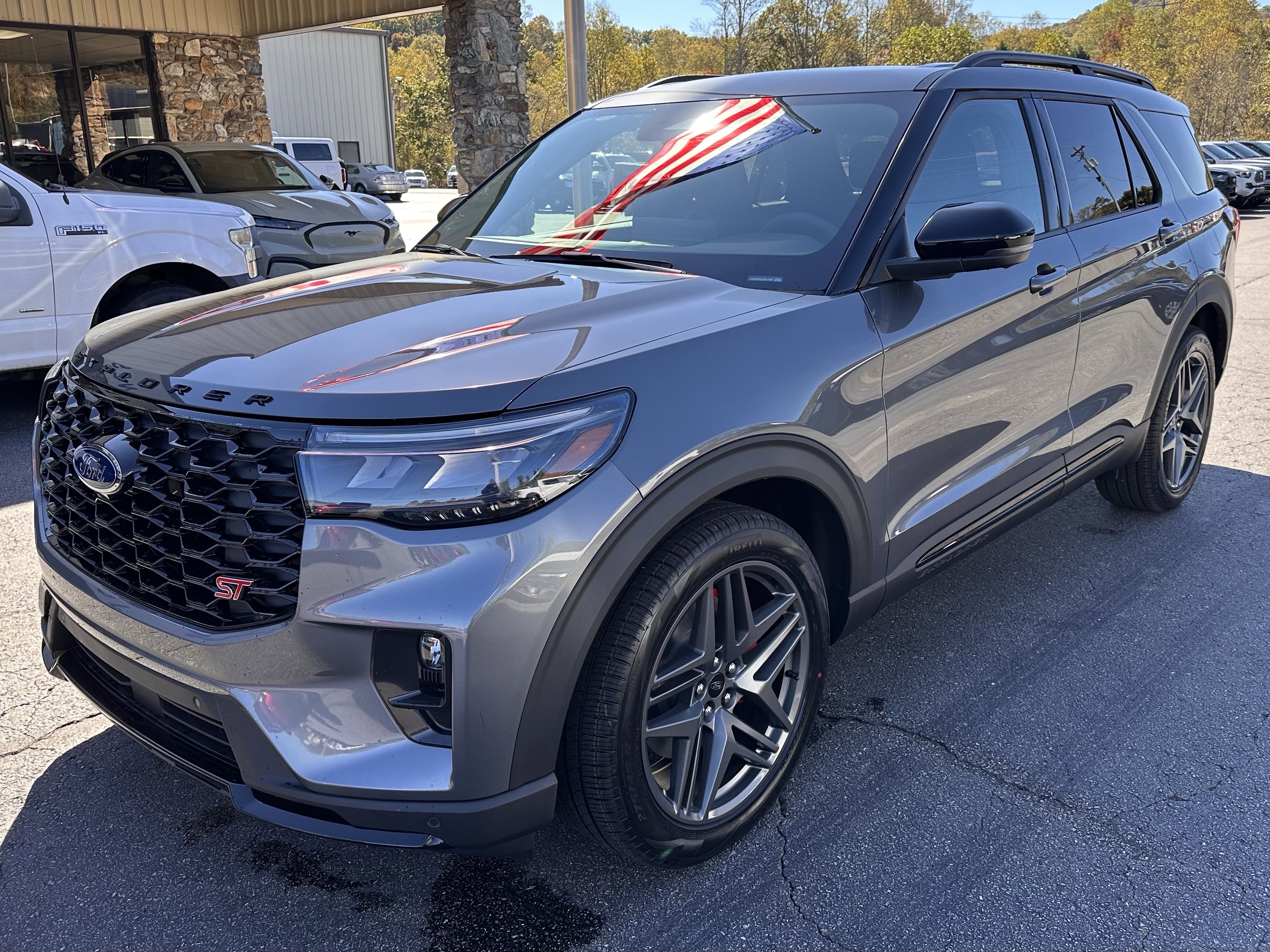 New 2026 Ford Explorer ST image 2