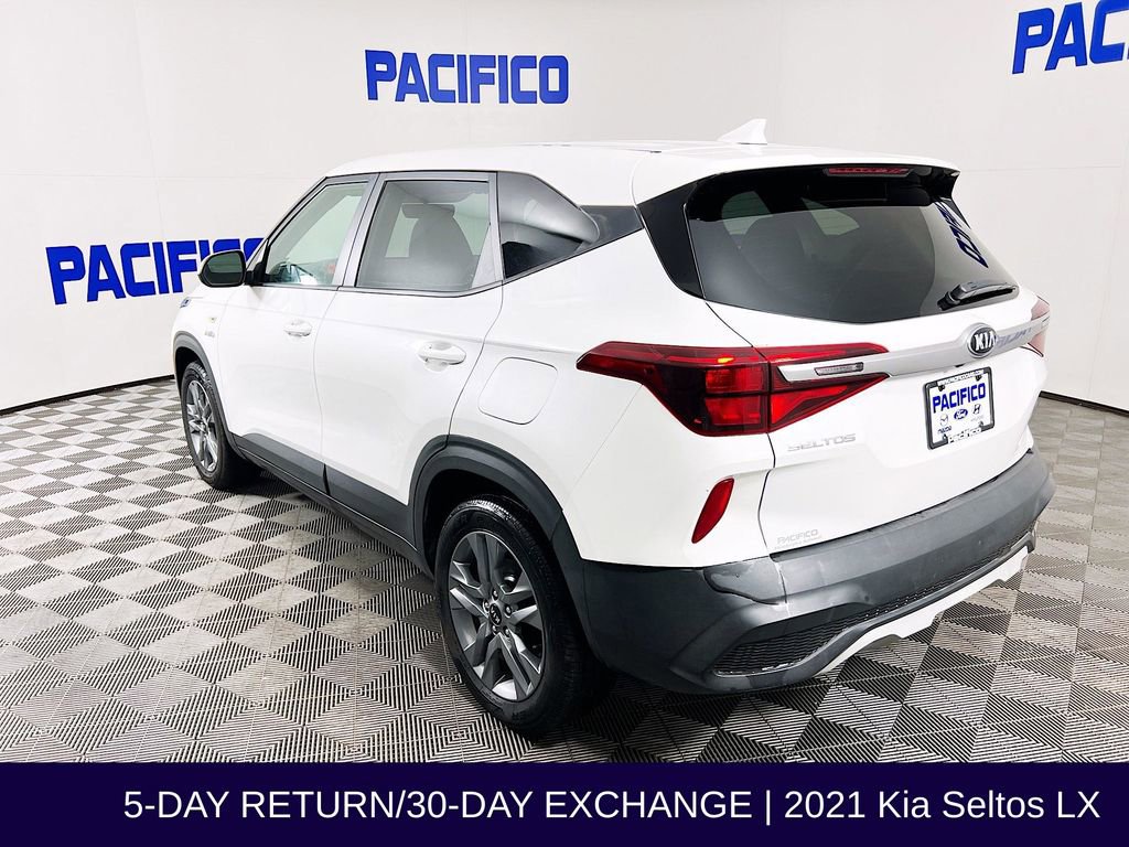 Used 2021 Kia Seltos LX image 6