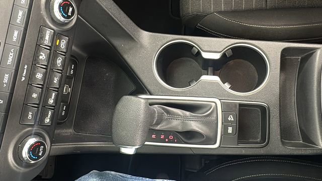 Used 2020 Kia Sportage LX w/ LX Popular Package image 28