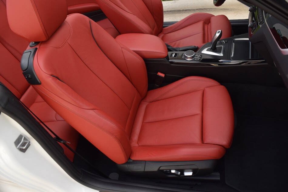 Used 2021 BMW 230i xDrive Convertible AWD/4WD image 47
