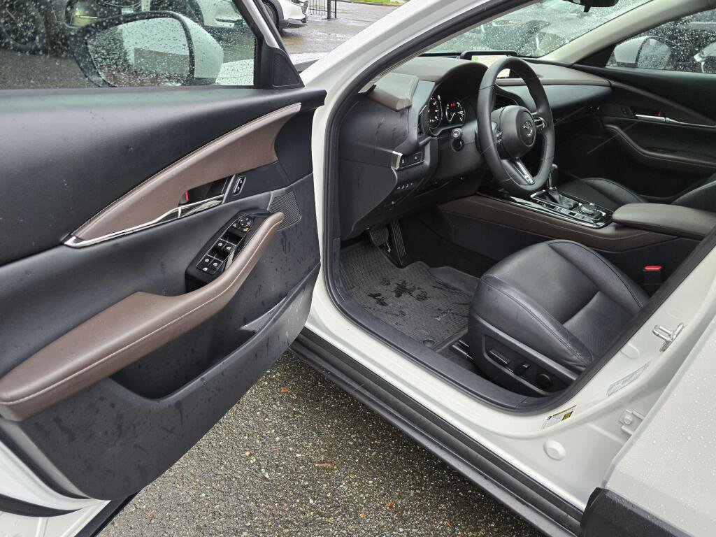 Used 2022 MAZDA CX-30 AWD 2.5 S w/ Premium Package image 22