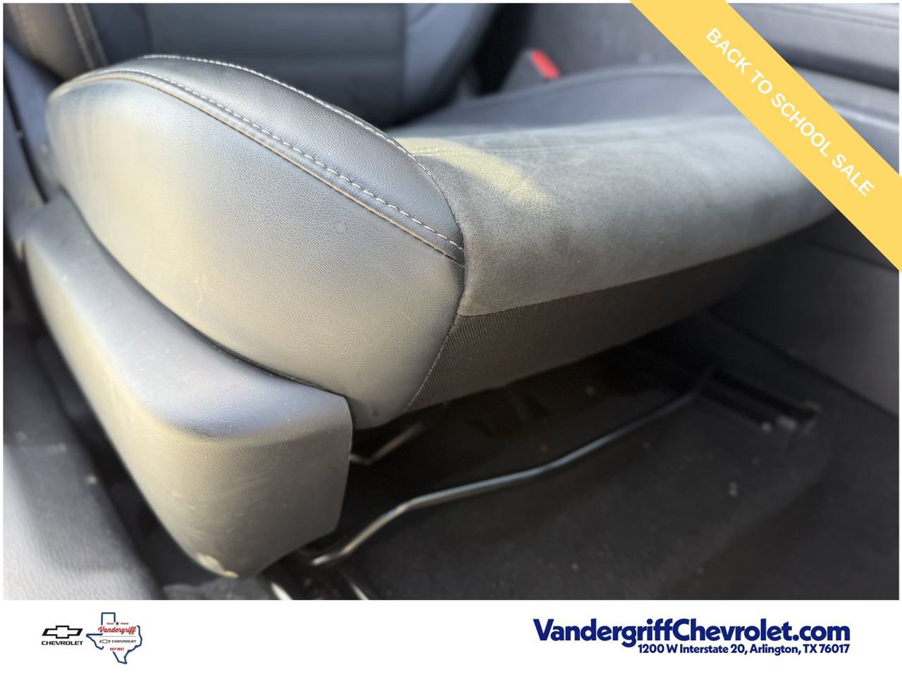 Used 2025 Mitsubishi Outlander SE FWD image 26