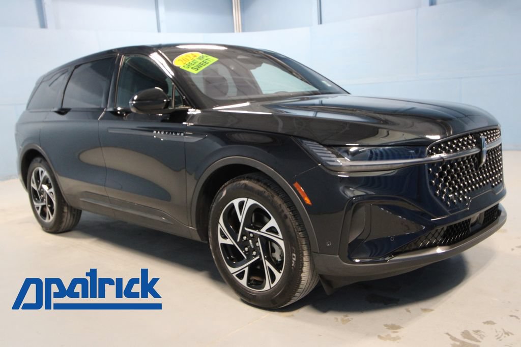 Used 2024 Lincoln Nautilus Premier w/ Jet Appearance Package
