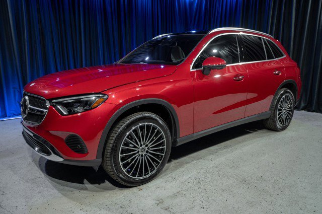 New 2026 Mercedes-Benz GLC 300 4MATIC