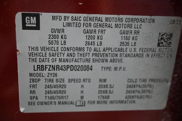 Used 2023 Buick Envision Essence w/ Sport Touring Package FWD image 41