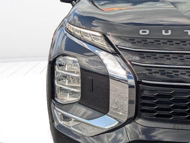 Used 2023 Mitsubishi Outlander SEL 40th Anniversary image 9