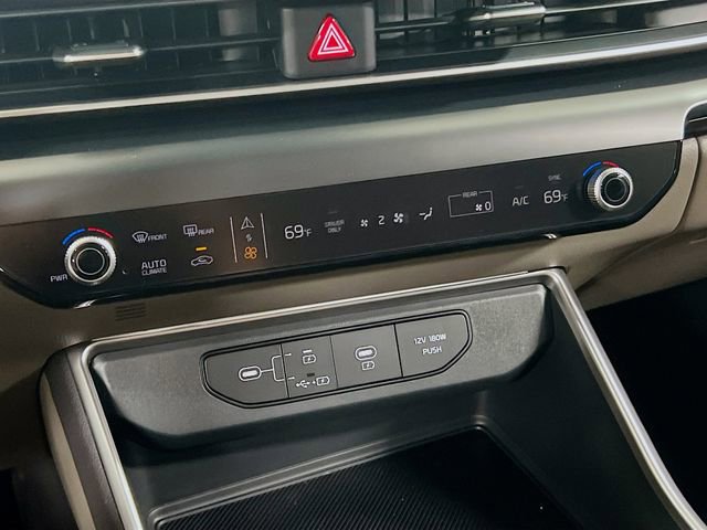 New 2026 Kia Carnival LXS image 16