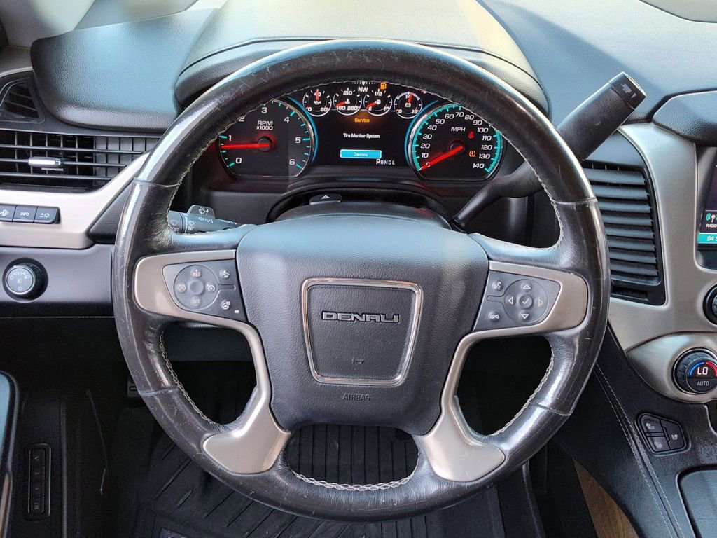 Used 2018 GMC Yukon Denali image 18