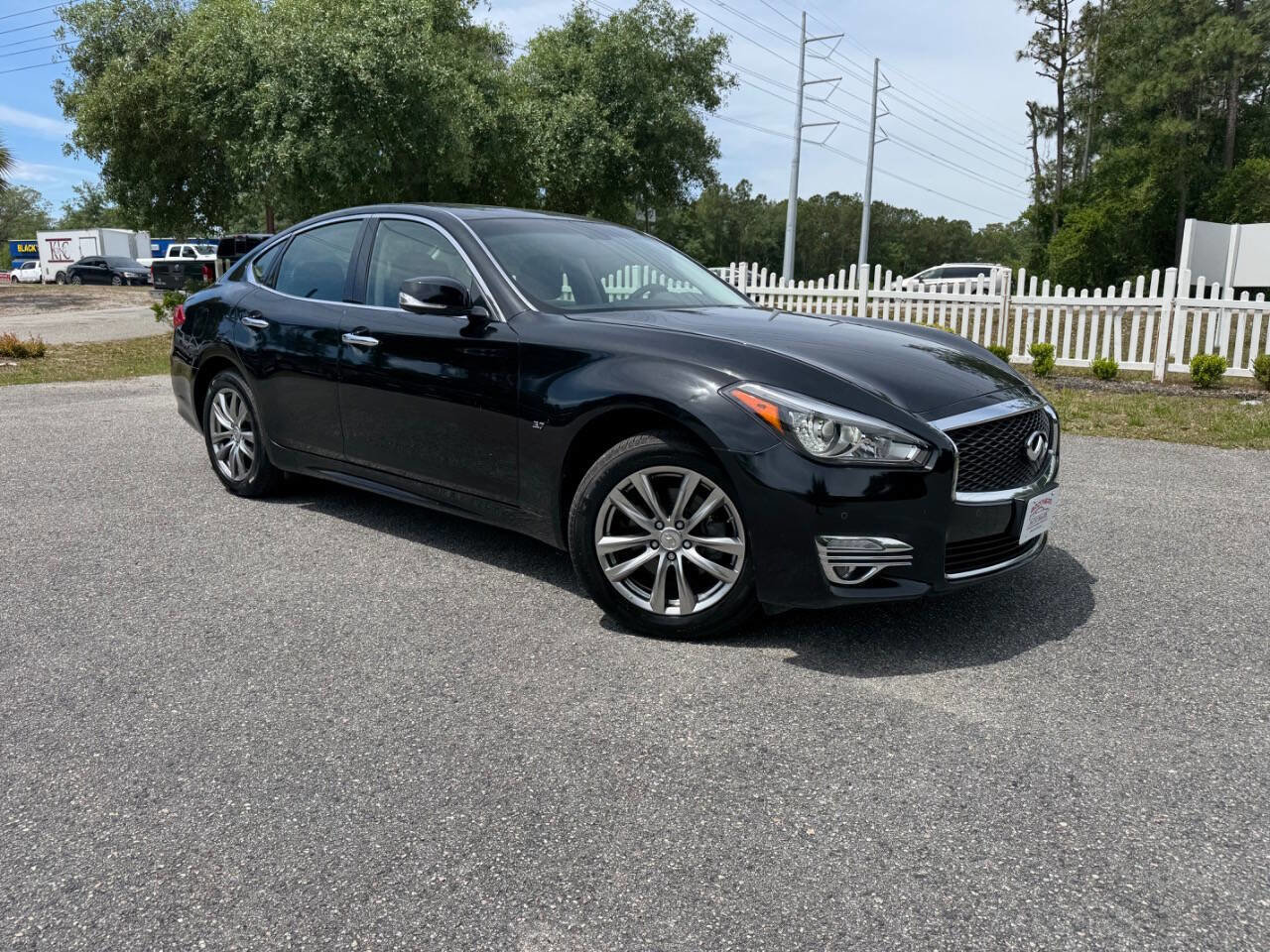 Used 2015 INFINITI Q70 3.7 AWD/4WD image 8