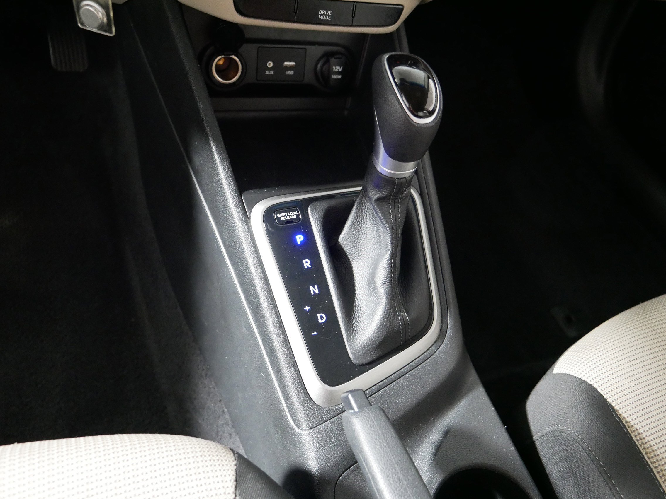 Used 2022 Hyundai Accent SE FWD image 24