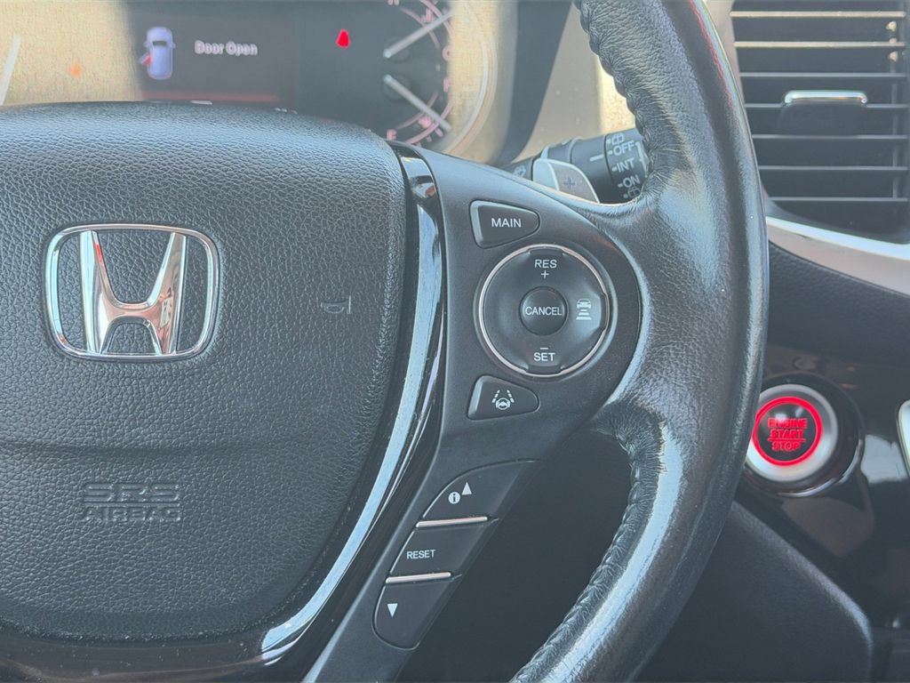 Used 2016 Honda Pilot Touring image 22