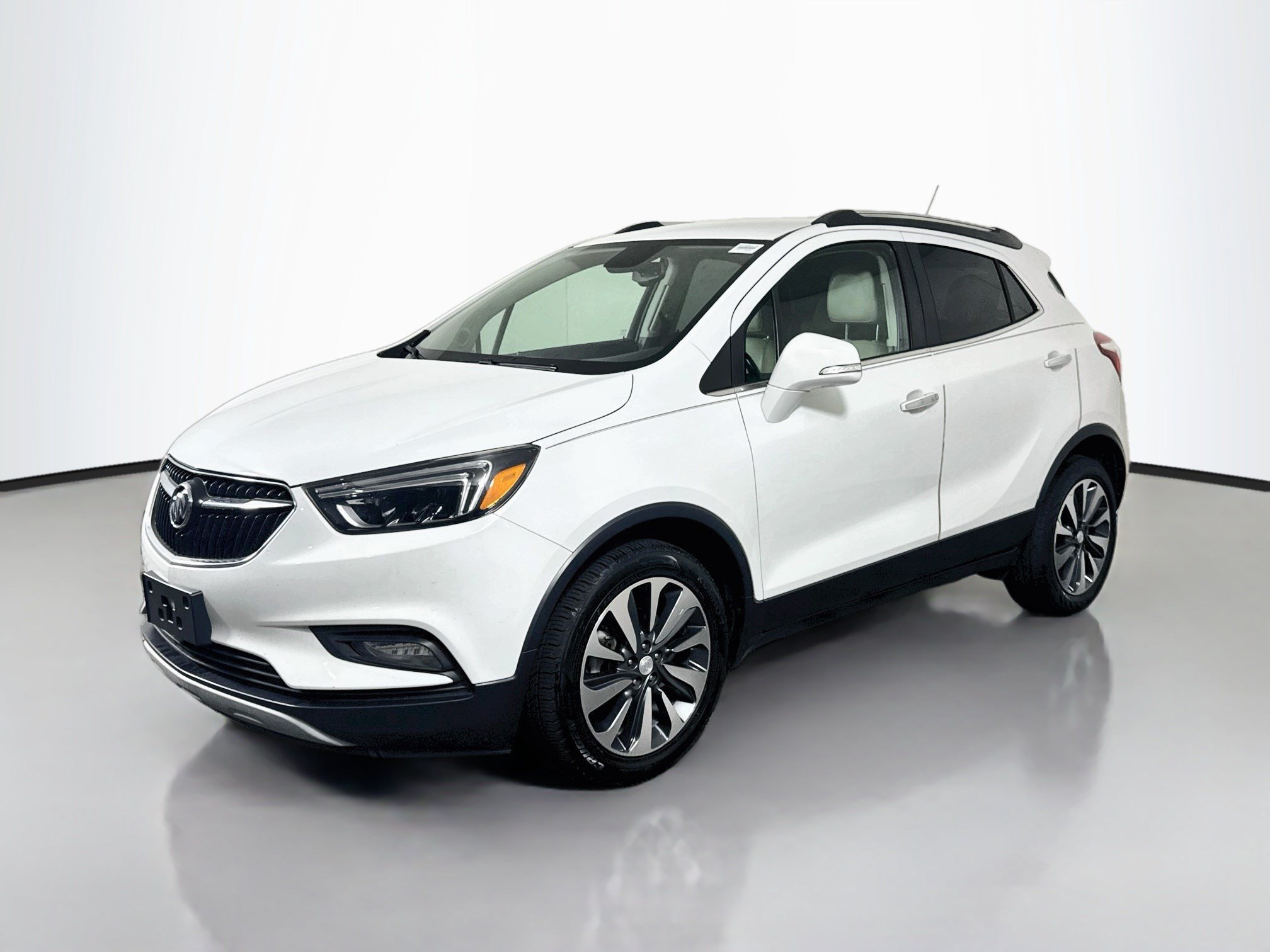Used 2019 Buick Encore Essence FWD image 4