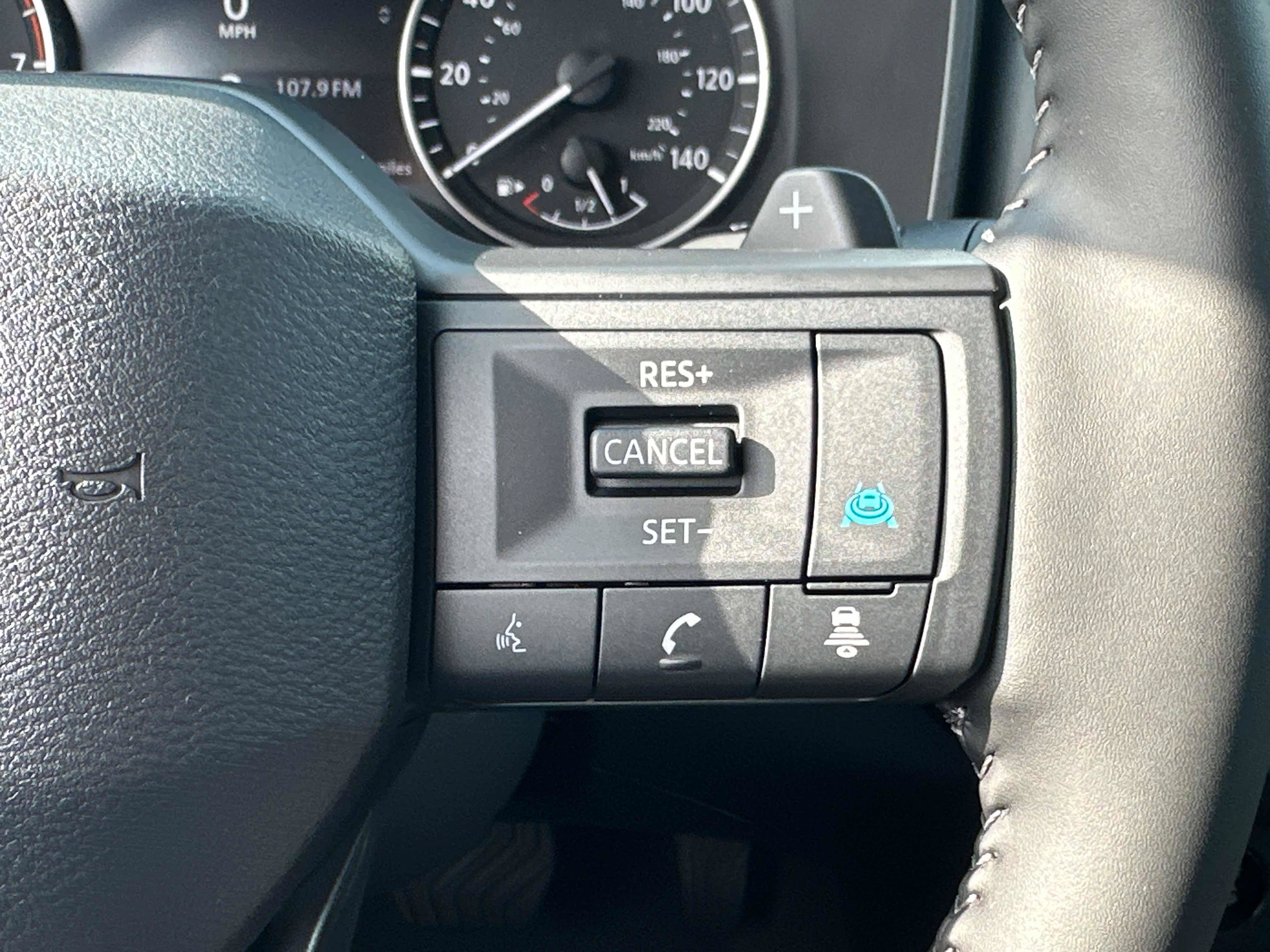 New 2026 Nissan Rogue SV w/ Cold Weather Package AWD/4WD image 38