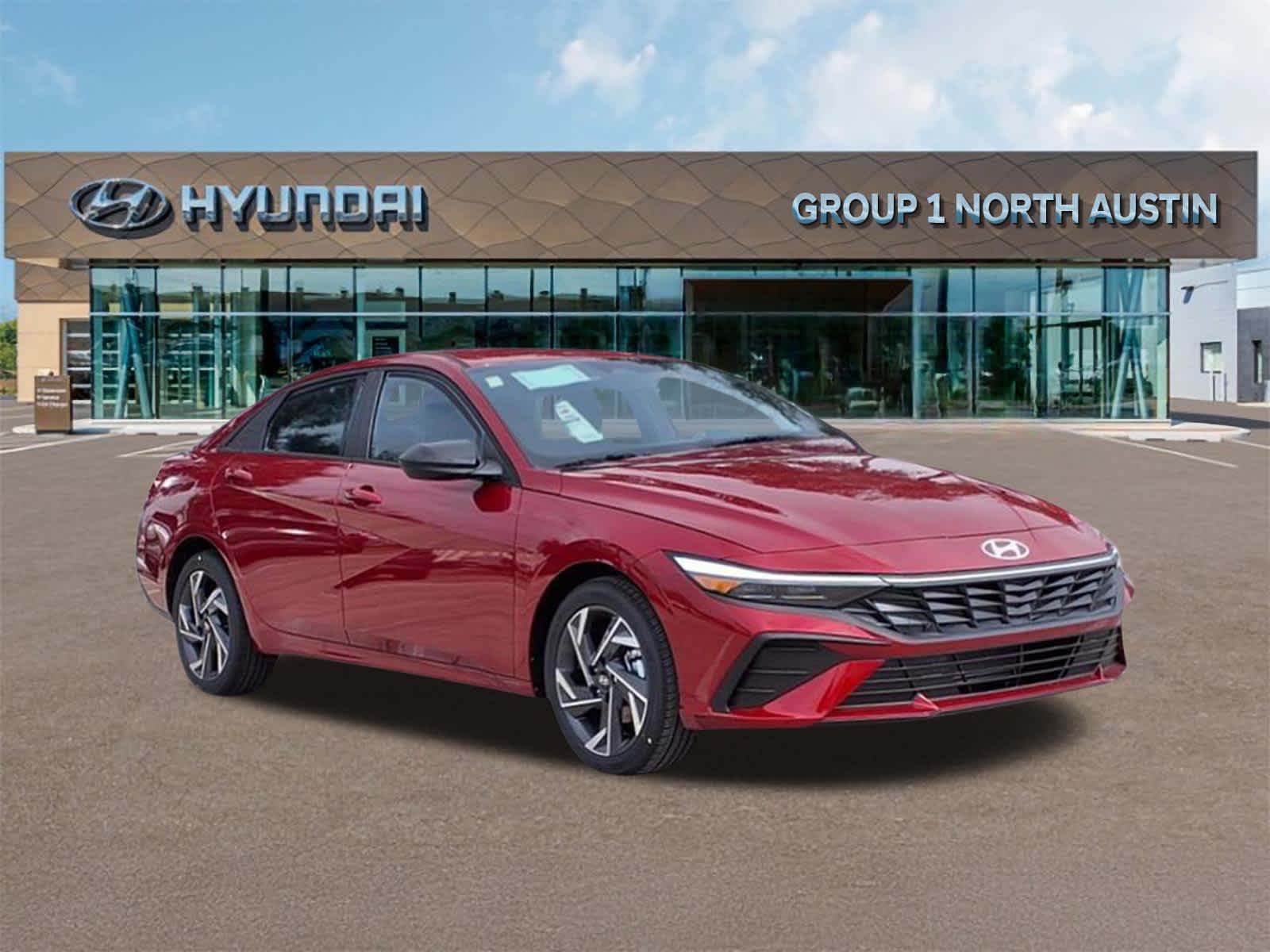 Certified 2025 Hyundai Elantra Sport FWD image 2