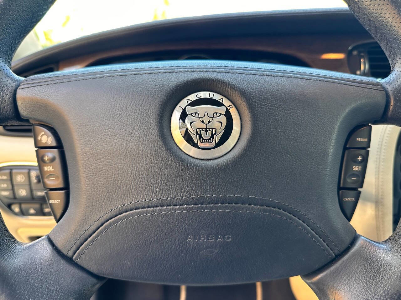 Used 2009 Jaguar XJ Vanden Plas Super V8 Portfolio image 12
