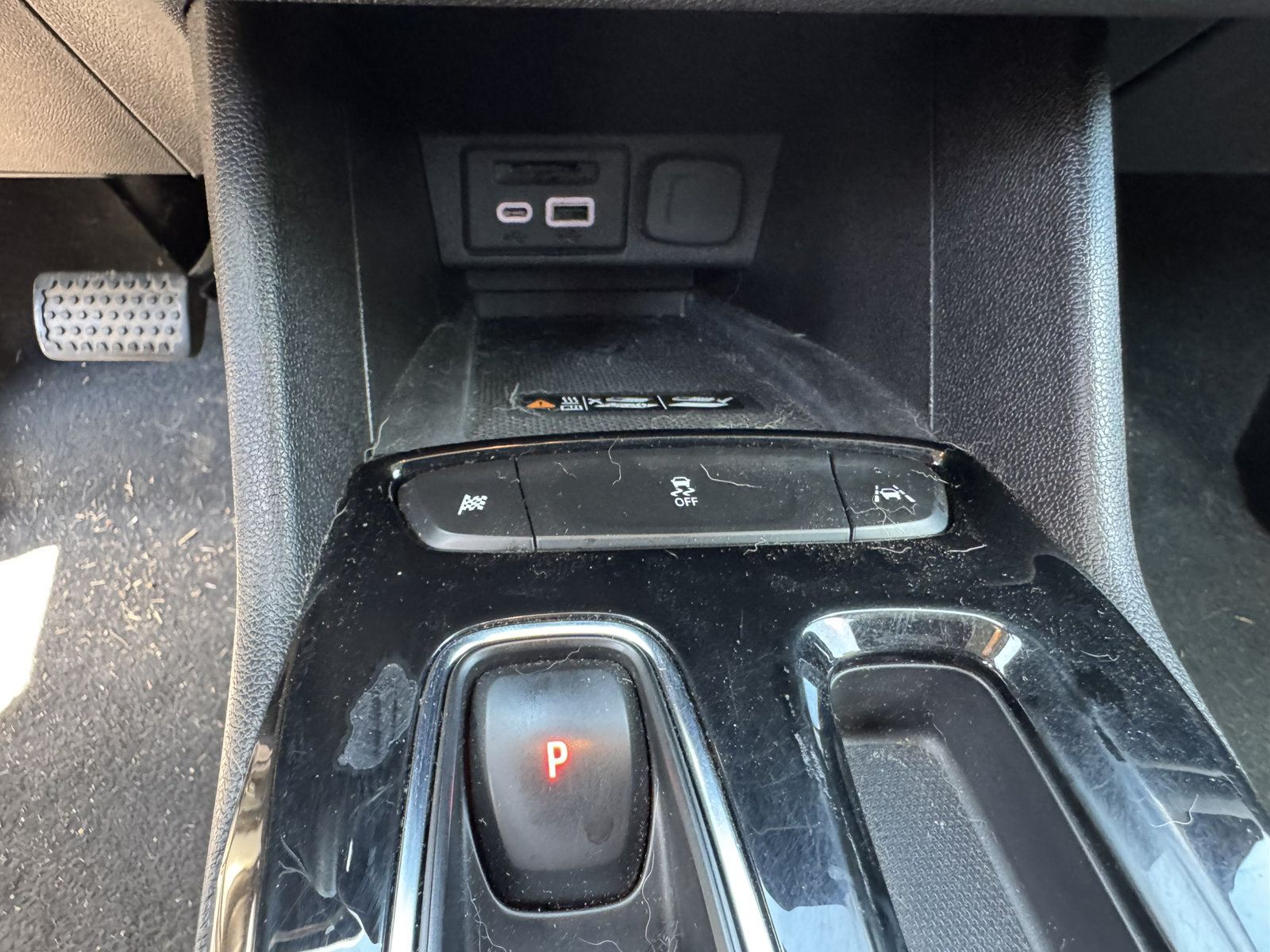 Used 2023 Chevrolet Bolt EUV LT FWD image 26