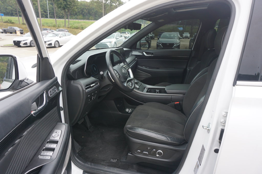 Used 2024 Hyundai Palisade Calligraphy AWD/4WD image 2