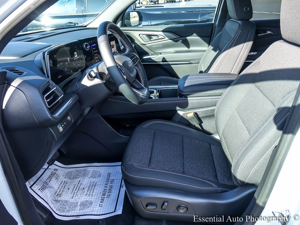 New 2026 Chevrolet Traverse LT w/ Midnight/Sport Edition image 9