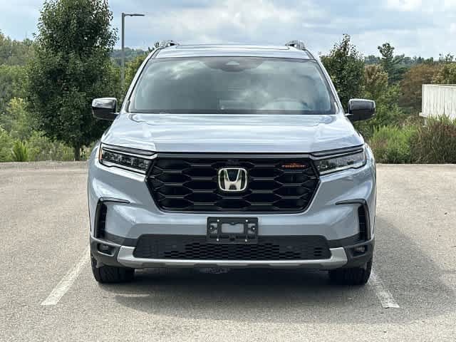 Used 2023 Honda Pilot TrailSport image 29