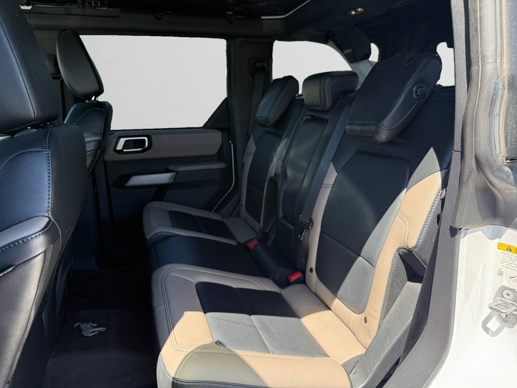Used 2023 Ford Bronco Wildtrak AWD/4WD image 15