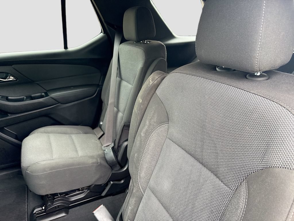 Used 2023 Chevrolet Traverse LT FWD image 22