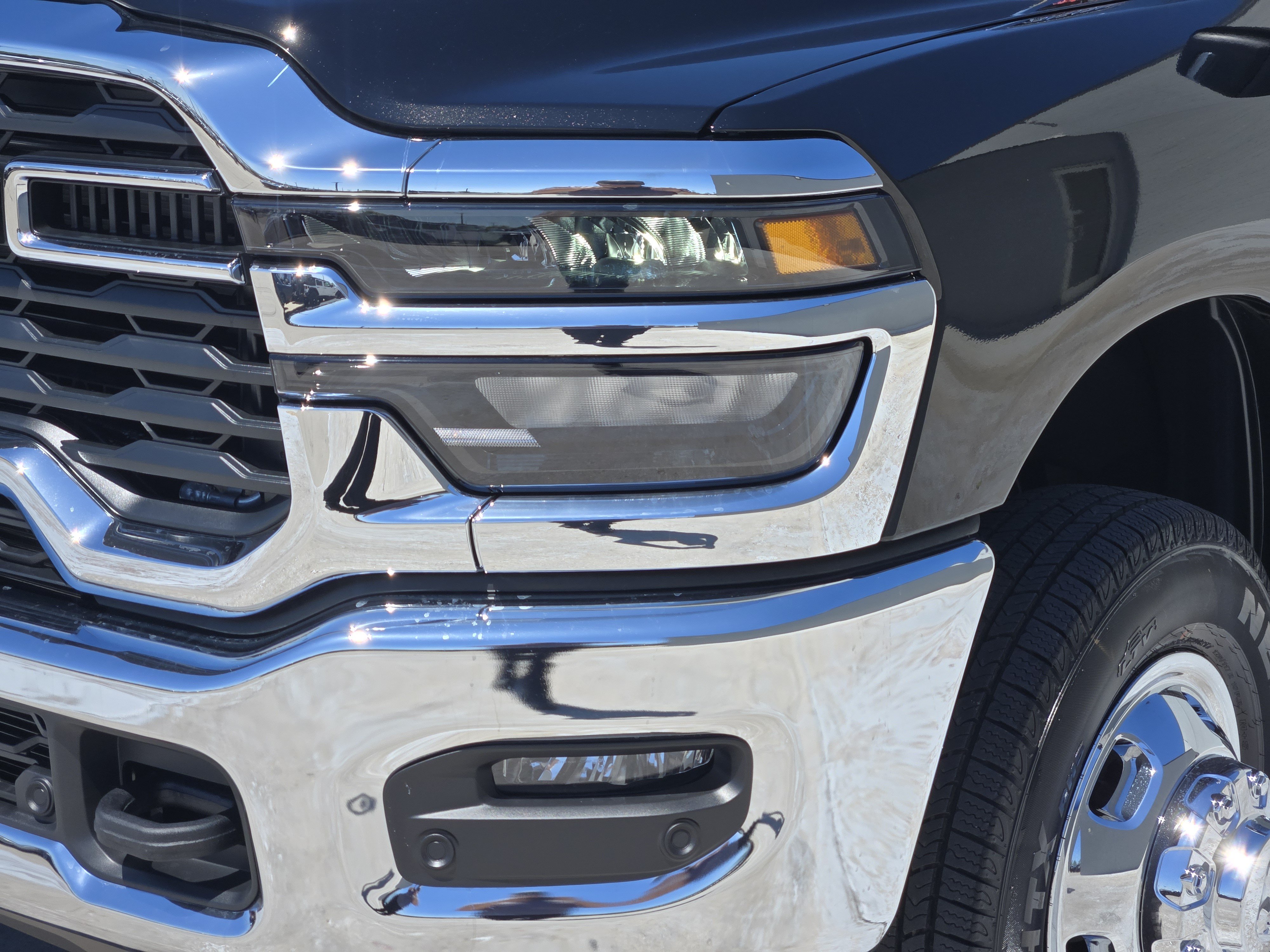 New 2026 RAM 3500 Tradesman AWD/4WD image 6