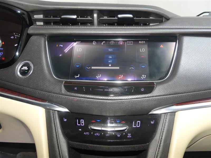 Used 2017 Cadillac XT5 Luxury AWD/4WD image 36
