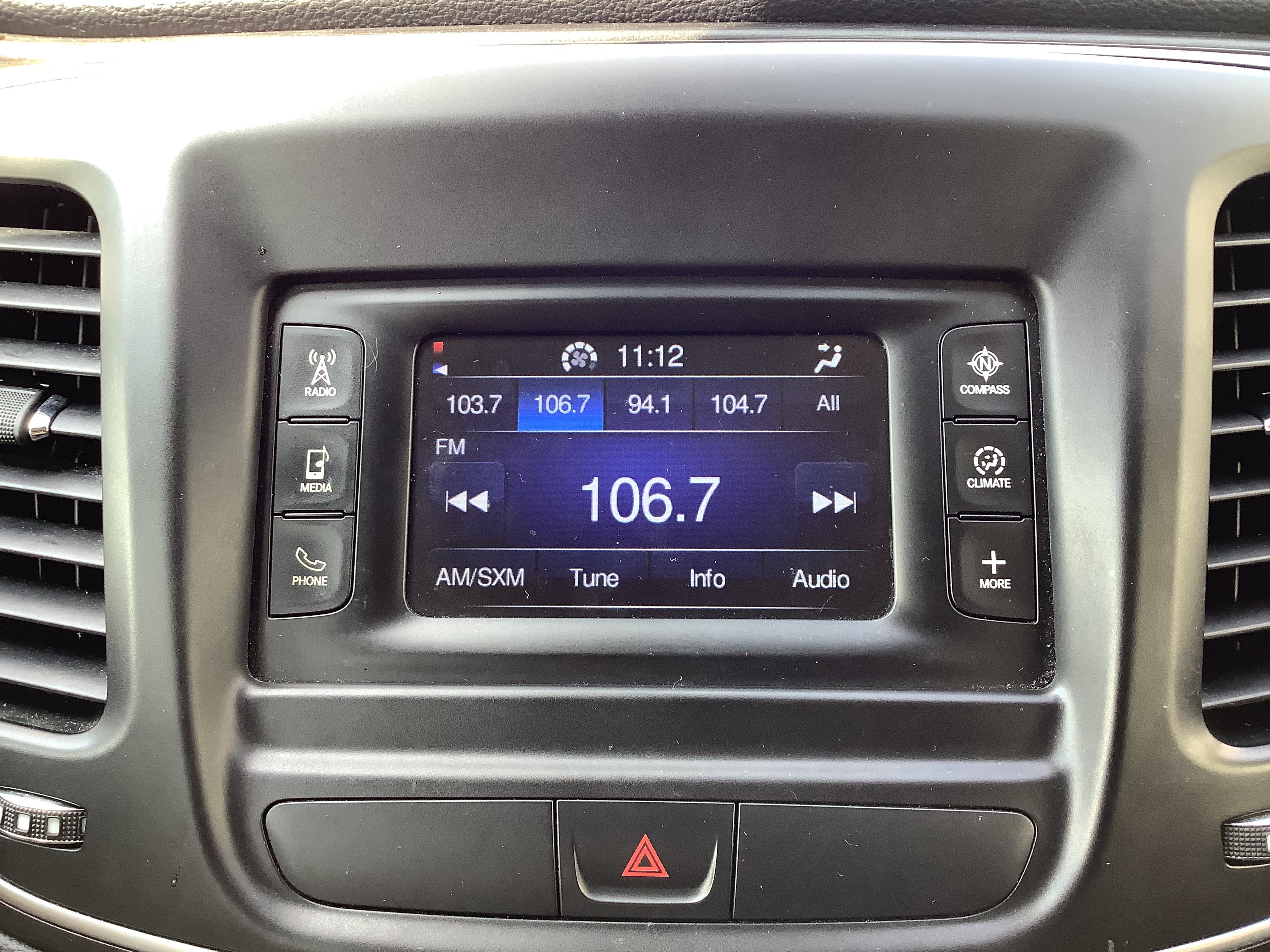 Used 2015 Chrysler 200 Limited w/ Convenience Group FWD image 16