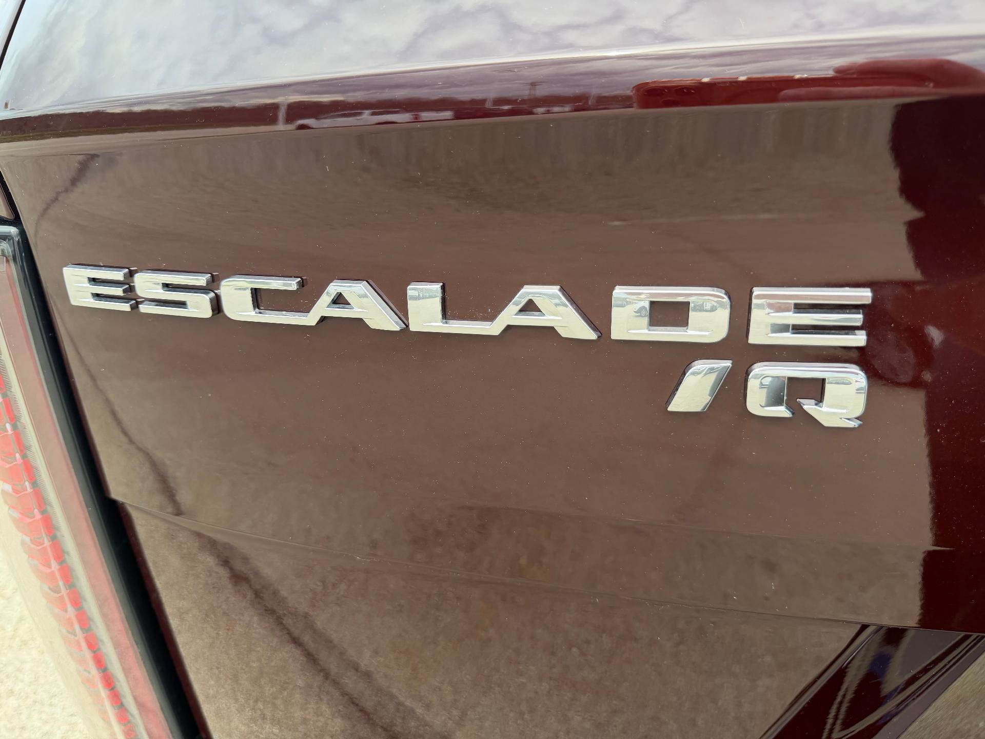 Certified 2025 Cadillac Escalade IQ Luxury 2 w/ LPO, Premium Carpet Package AWD/4WD image 49