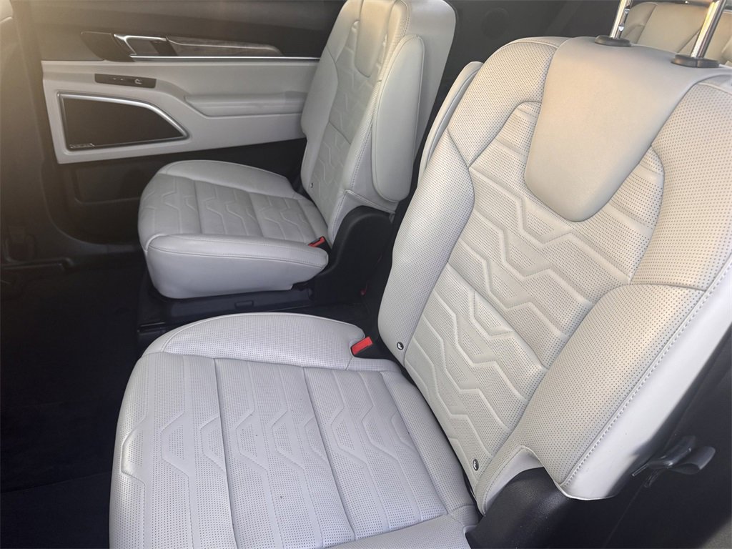 Used 2020 Kia Telluride SX w/ SX Prestige Package image 27