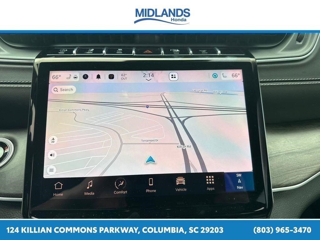 Used 2025 Jeep Grand Cherokee L Limited RWD image 31