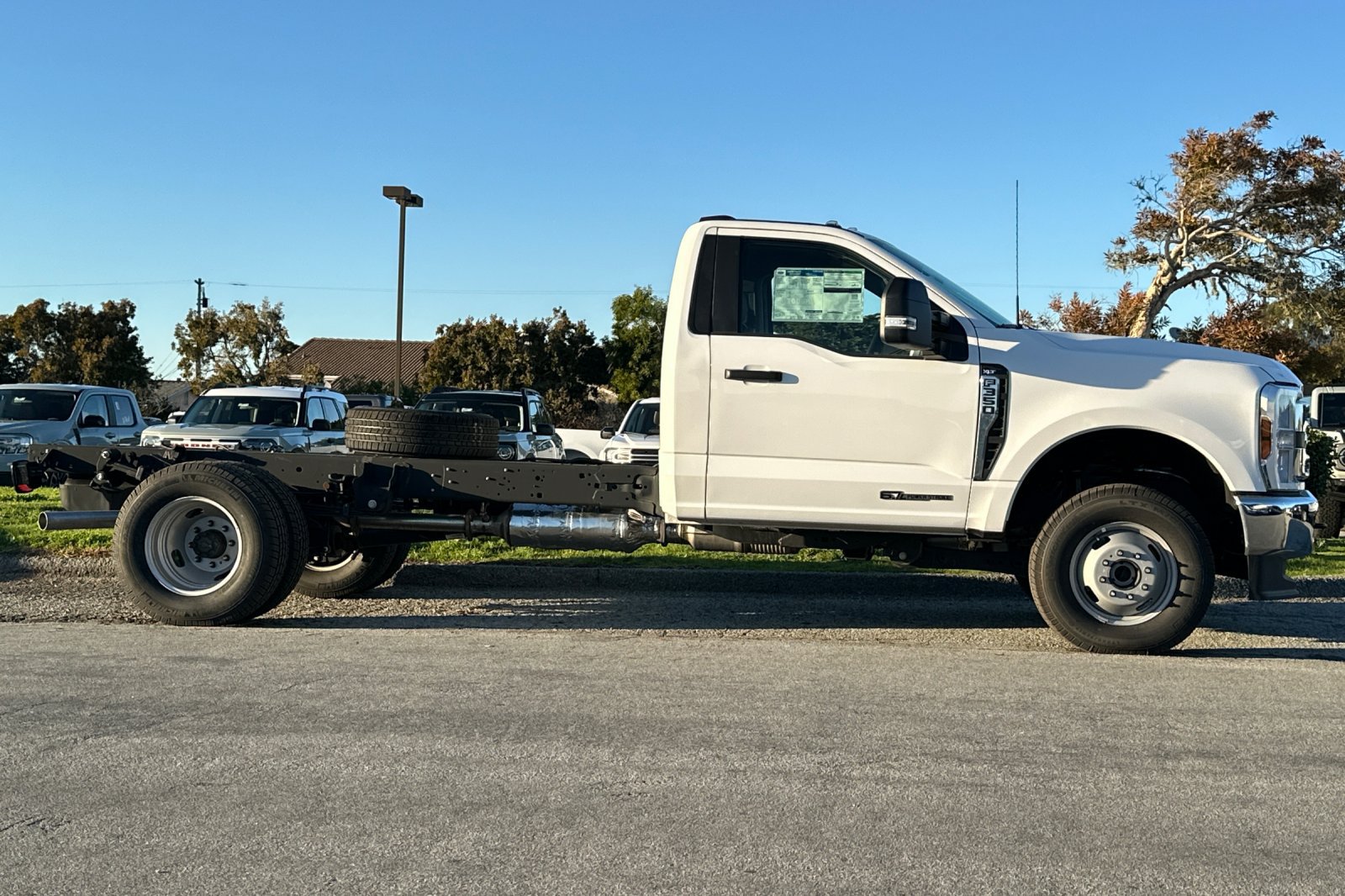 Used 2024 Ford F350 XLT AWD/4WD image 6
