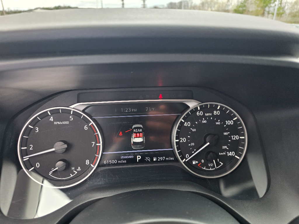 Used 2024 Nissan Rogue S image 16