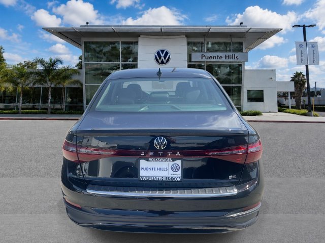 New 2026 Volkswagen Jetta SE FWD image 5