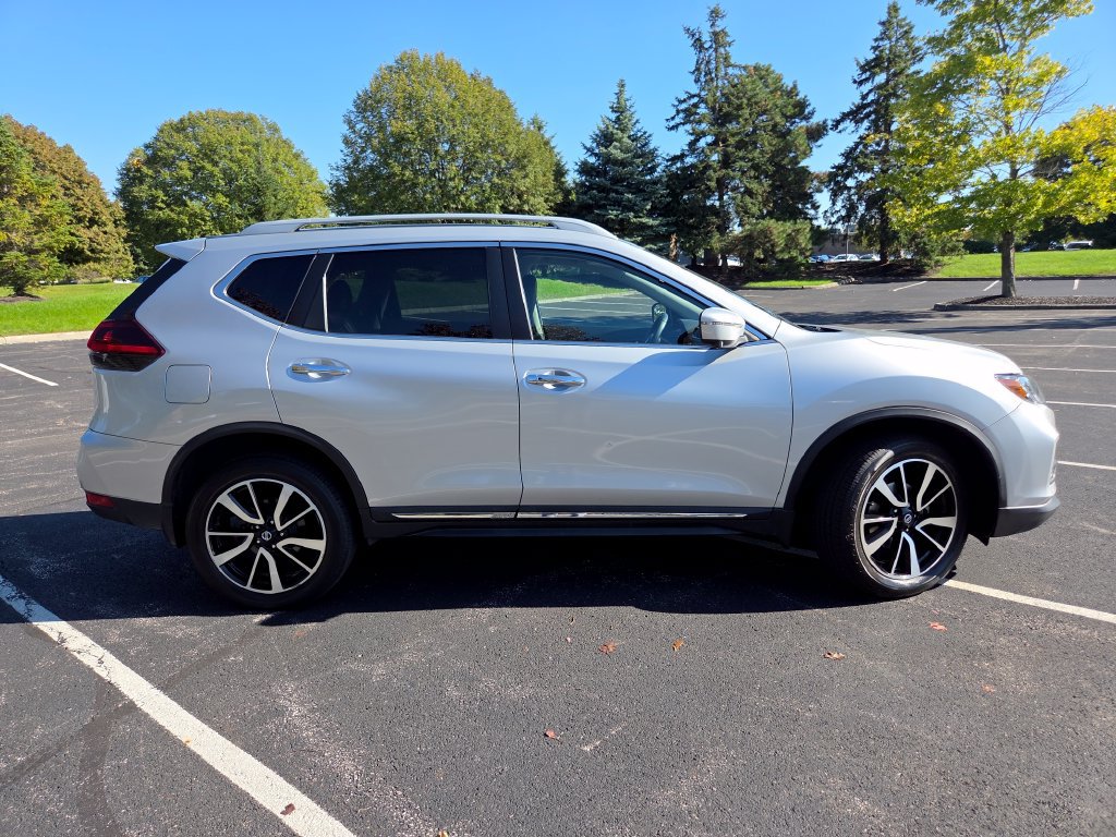 Used 2019 Nissan Rogue SL w/ Premium Package AWD/4WD image 25